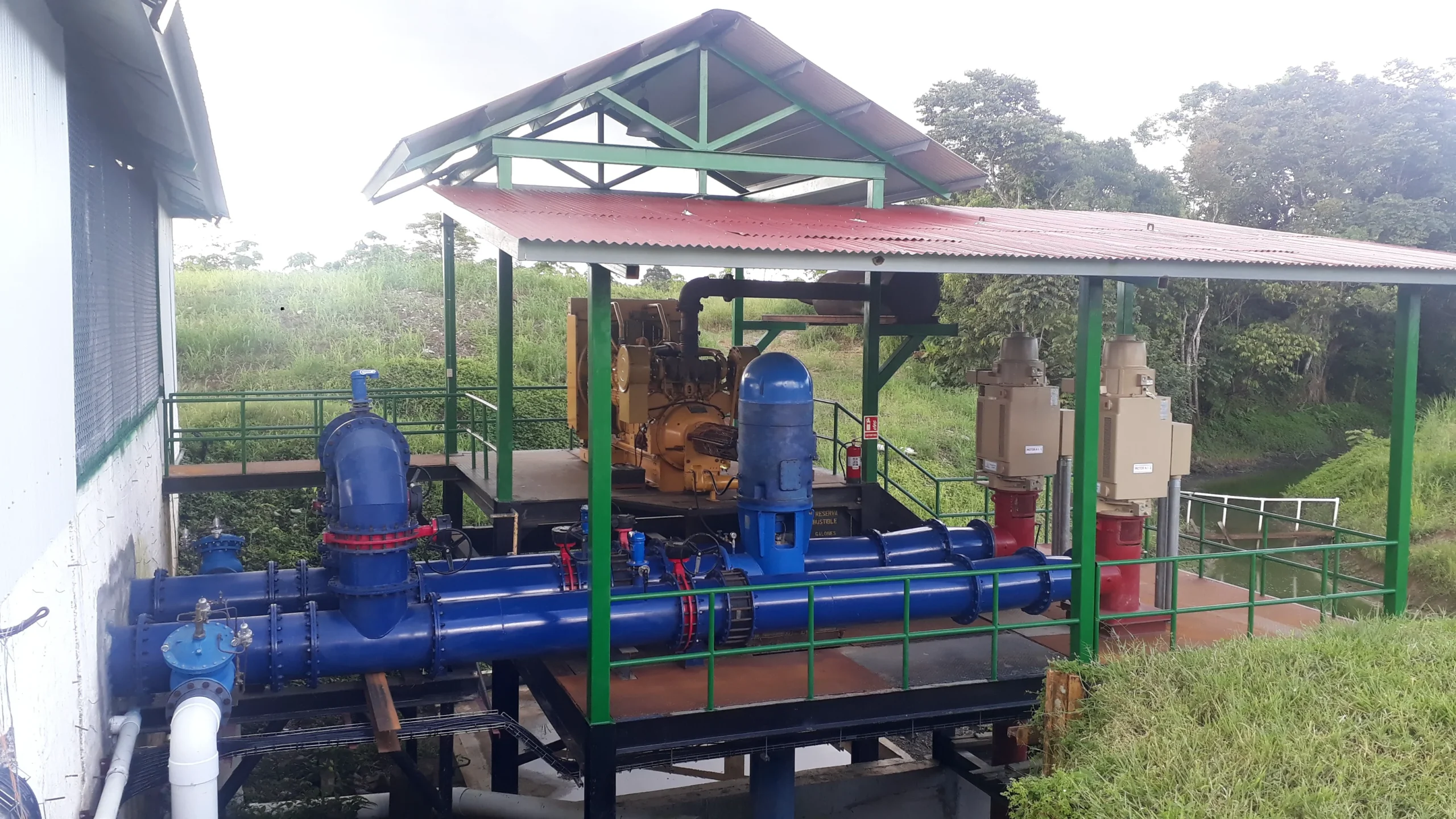 Construcción de Toma de Agua en la Estación de Bombeo de la Finca Alanje